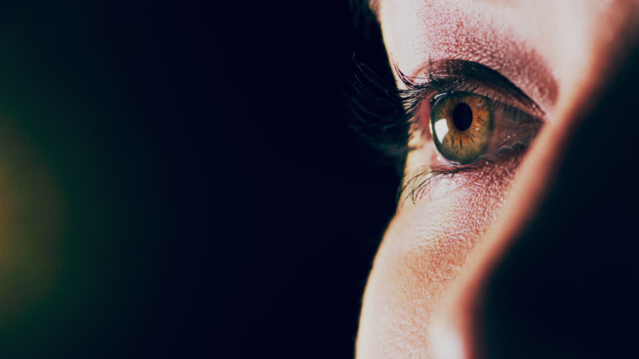 sueña con los ojos bien abiertos.