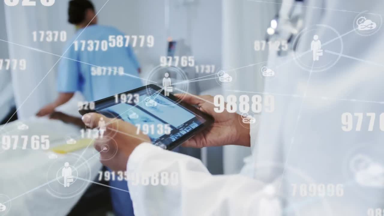 animación de la red de conexiones y números a través de un médico caucásico usando una tableta