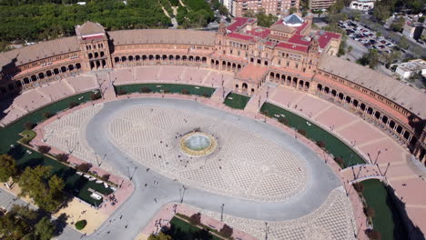 Architectonical-beauty-of-Plaza-De-Espana-in-Seville,-Spain