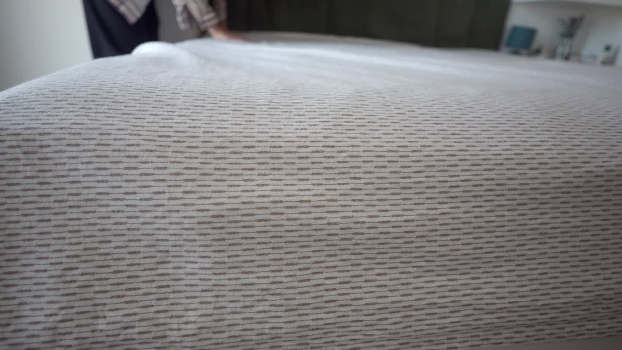 침대를 짓는 것