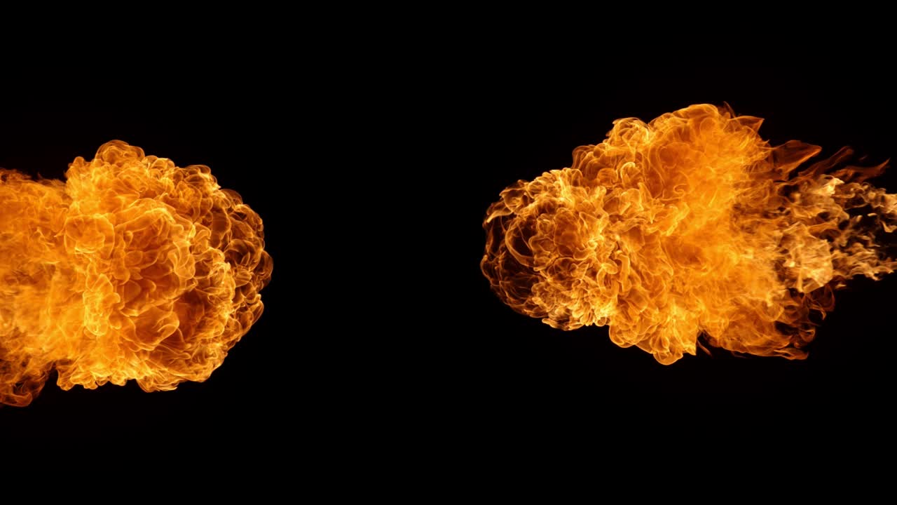 super cámara lenta de explosiones de fuego aisladas en fondo negro.