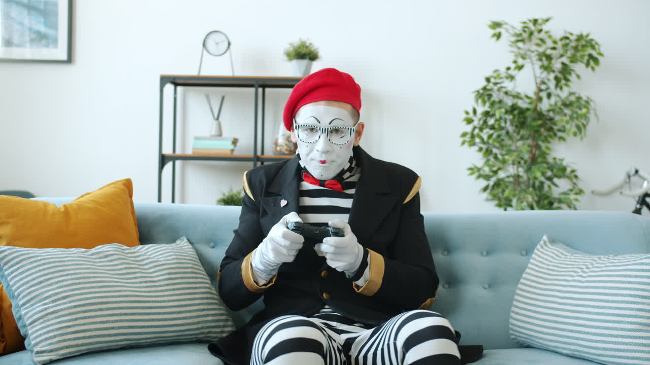 Mime Playing Video Games