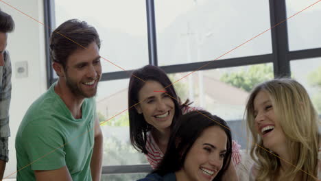 las parejas están disfrutando juntas