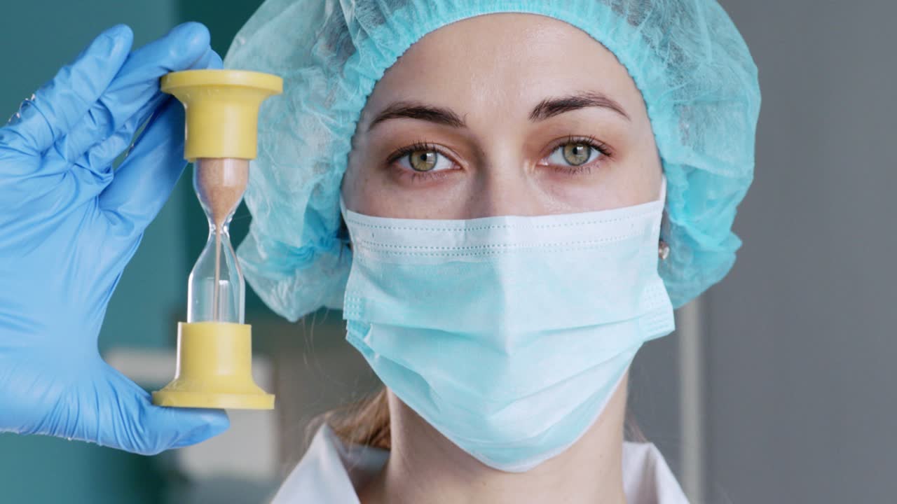 reloj de arena de mantenimiento médico profesional