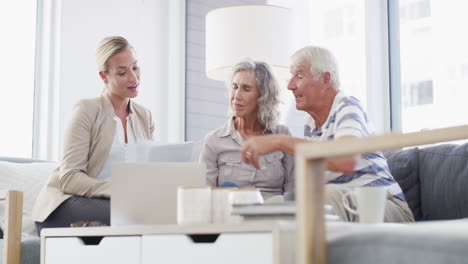 sus consejos confiables mantienen sus finanzas seguras