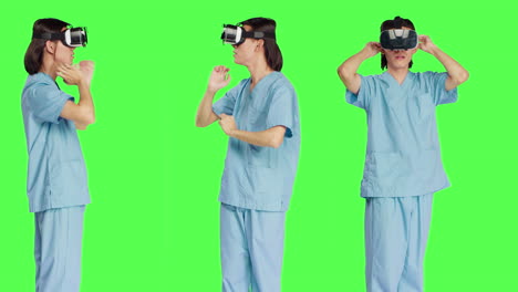 Male-nurse-using-virtual-reality-glasses