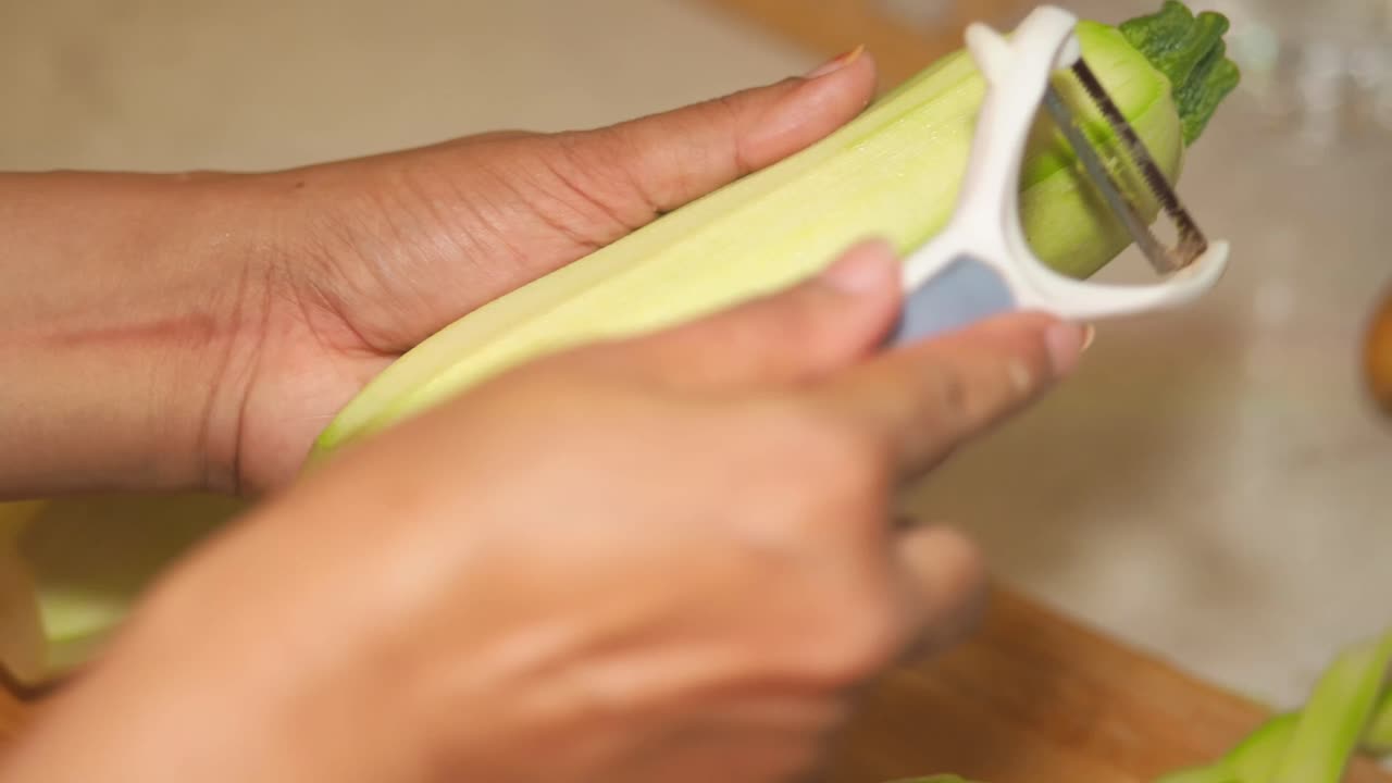 descascar el calabacín