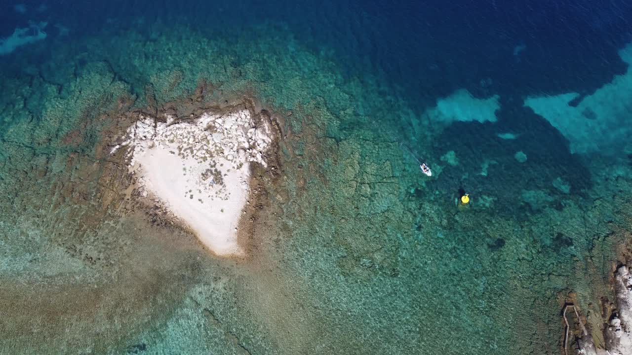 laguna azul antena de gran altitud 4k