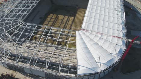 vista aérea de un estadio en construcción