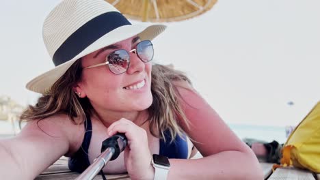 athens riviera vlog: fashionable tourist by the sea