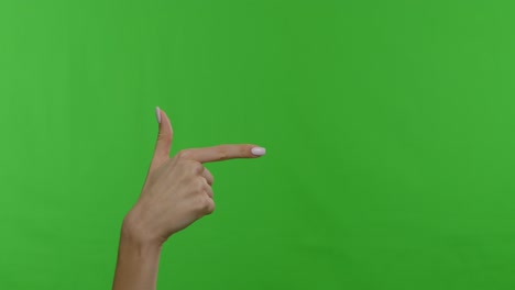 la mano de la mujer apuntando