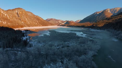 Sylvensteinsee-Und-Isar-In-Bayern,-Deutschland