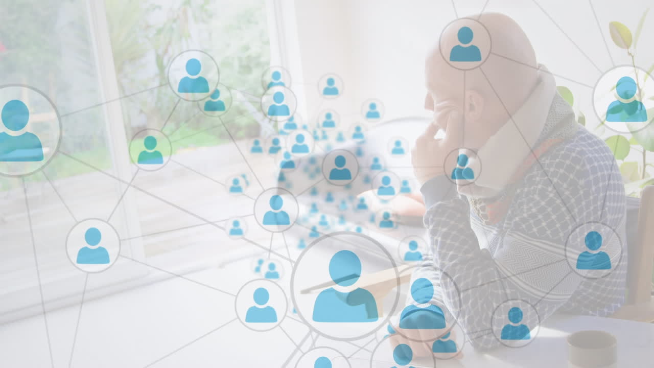 스마트 폰을 사용하여 사람 위의 아이콘과 연결 네트워크의 애니메이션