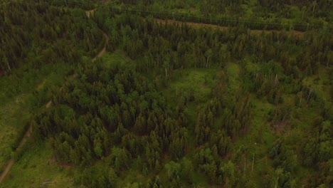 Cariboo-Journey:-Highway-Through-Columbia's-Wilderness