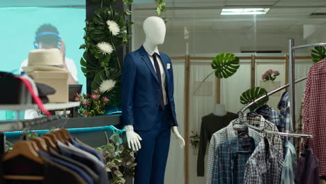 men's fashion retail store display