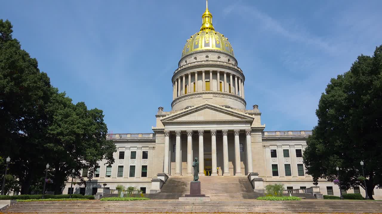 toma de establecimiento del edificio de la capital en charleston, virginia occidental