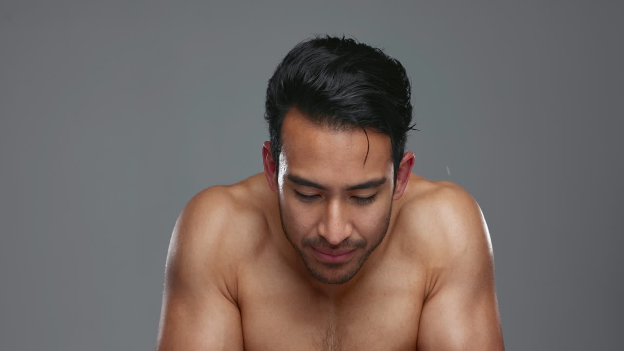 얼굴, 피부과 및 물 스플래시와 함께 사람