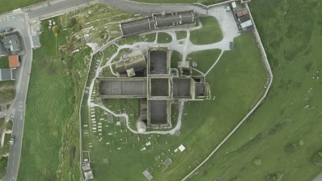 Top-View-Cross-Shaped-Of-The-Rock-Of-Cashel-On-A-Hill-In-County-Tipperary,-Ireland