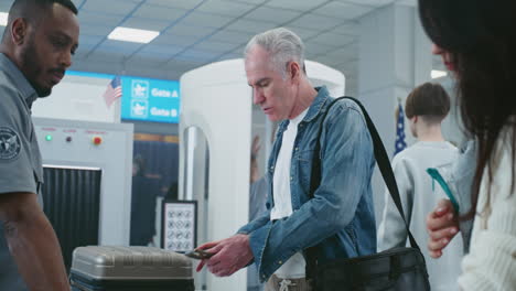 airport security check