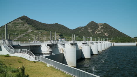 Sinsi-sluice-gate-of-Saemanguem-Seawall-at-Sinsi-island,-Gunsan-city,-Jeollabuk-do,-South-Korea