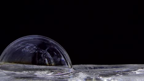 jabón de burbujas en hielo.