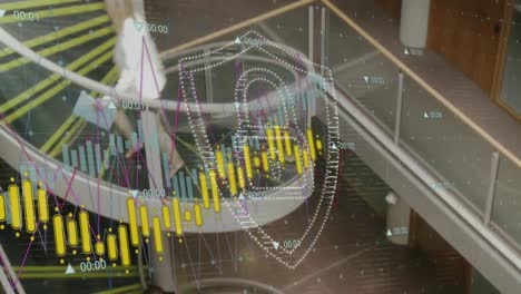 animación de procesamiento de datos sobre mujer de negocios caucásica subiendo las escaleras en la oficina