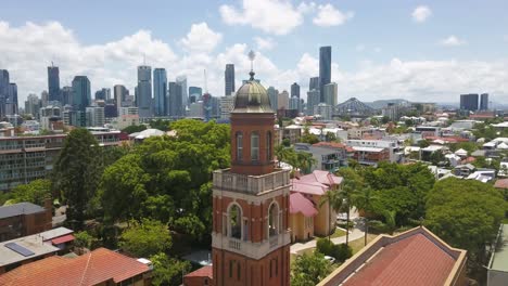 Torre-Del-Espíritu-Santo,-Iglesia-Católica,-Brisbane,-Australia