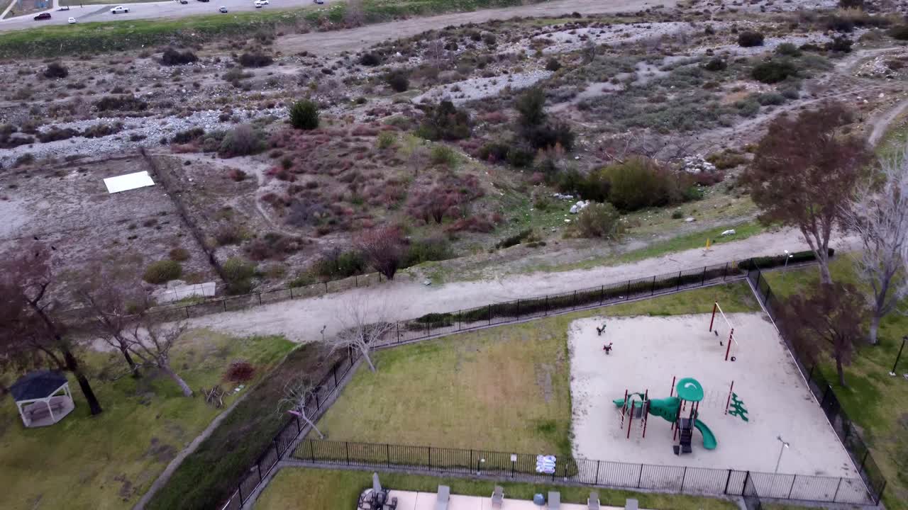 Santiago Estates Park Sylmar 01