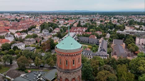 the water tower was used for the regulation and the distribution of drinking water in colmar, controlled in july 1884 by municipal wastewater treatment plants