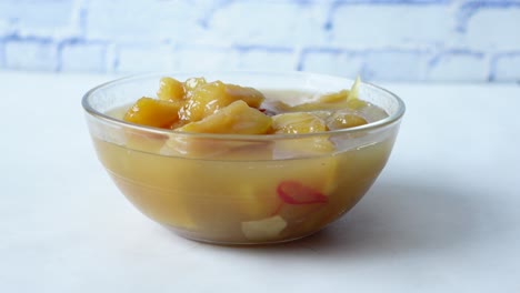 preserved mango in syrup