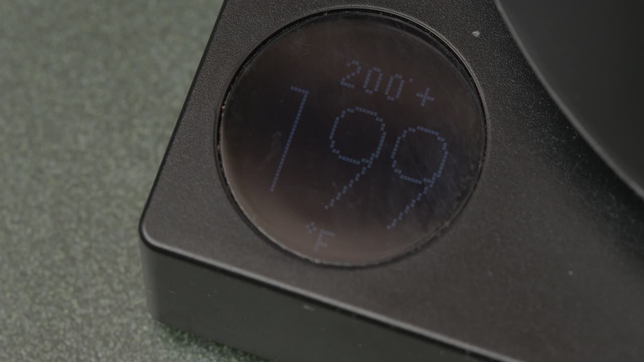 temperatura del agua del café con indicador de temperatura digital aumento de la temperatura