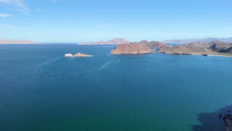 fotografía aérea de mar de cortes en baja sur méxico