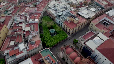 Imágenes-Aéreas-De-La-Hermosa-Ciudad-Colonial-De-La-Ciudad-De-Guanajuato,-México.