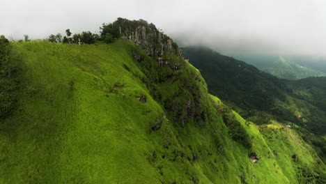 Pico-Rodadero-Auf-Yauco-Puerto-Rico-An-Einem-Bewölkten-Tag-6