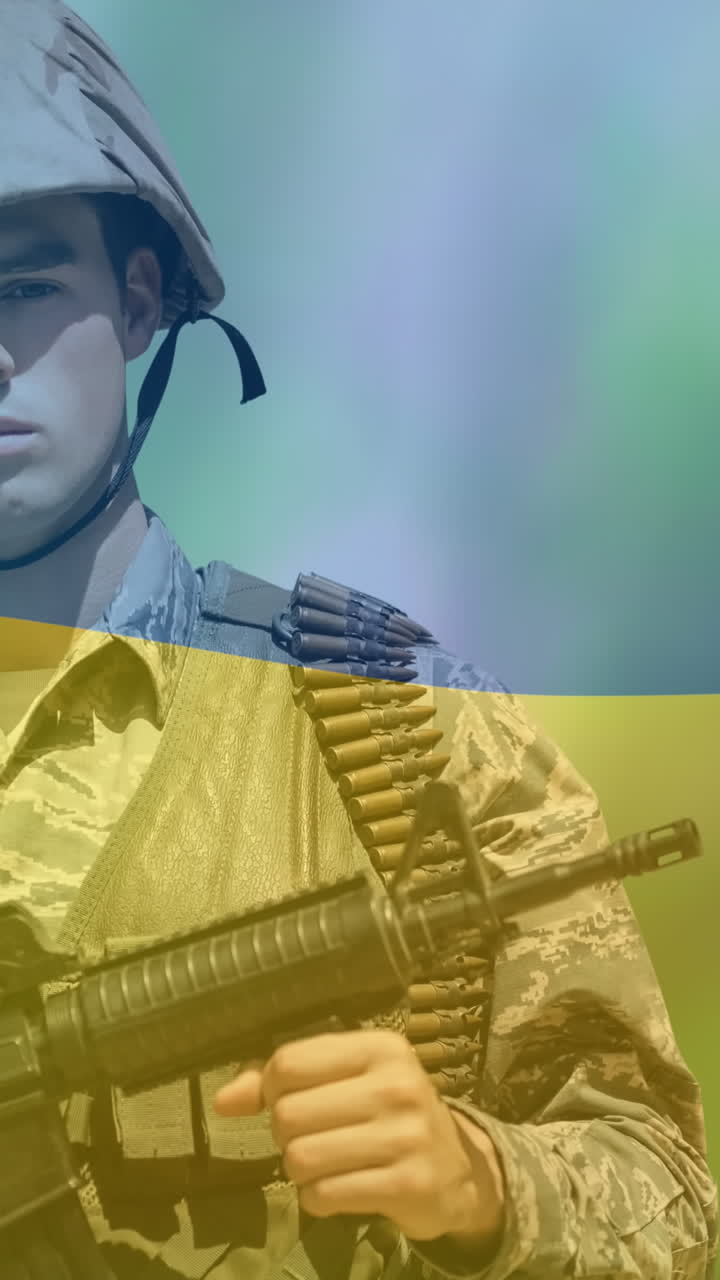 Animazione di bandiera dell'Ucraina su soldato caucasico con arma
