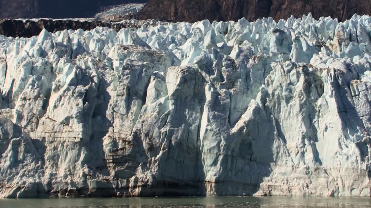 알래스카 빙하가 녹고 기후 변화