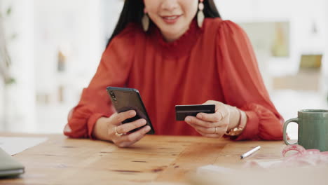 Woman-hands,-credit-card-and-phone-in-business