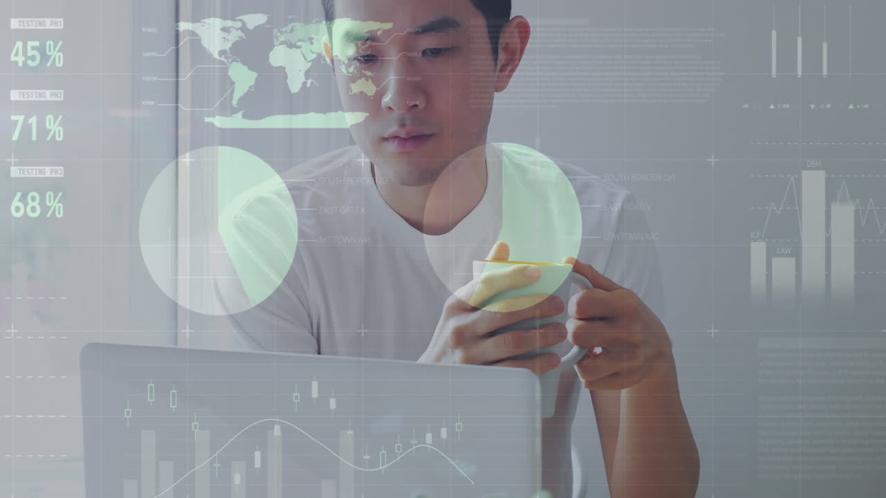 집에서 노트북을 사용하여 커피 컵을 들고 있는 아시아 남자에 대한 통계 데이터 처리 애니메이션