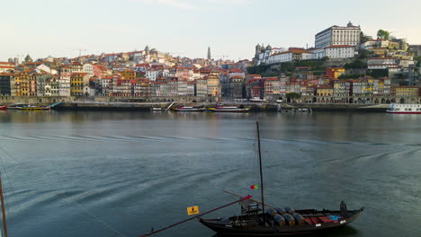 river-boats-at-sunrise