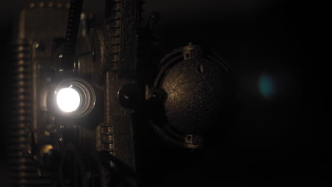 primer plano de luz de proyector de 8 mm con bengala 4k