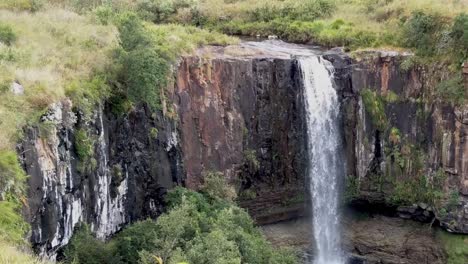 Sterkspruit-Falls,-Monks-Cowl-Park,-Drakensberg-Mountains