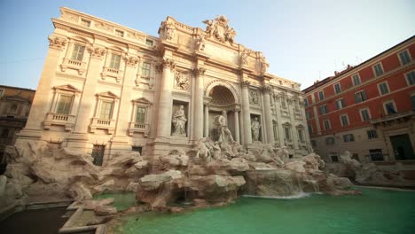 Fontana-Di-Trevi-Rome