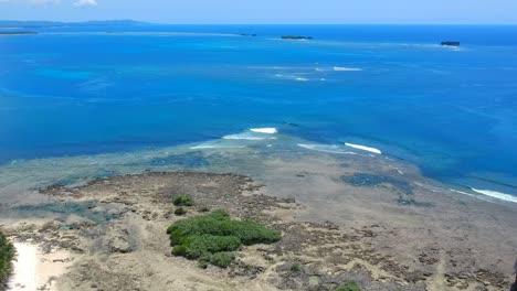 imágenes de drones de la playa cloud 9 en siargao filipinas