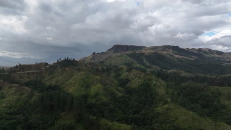 Drone-video-over-mountains-in-Fiji