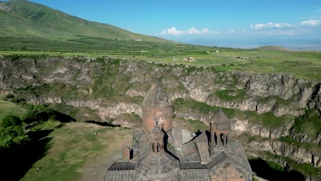 4k-High-definition-drone-video-of-the-beautiful-Saghmosavank-church--Armenia