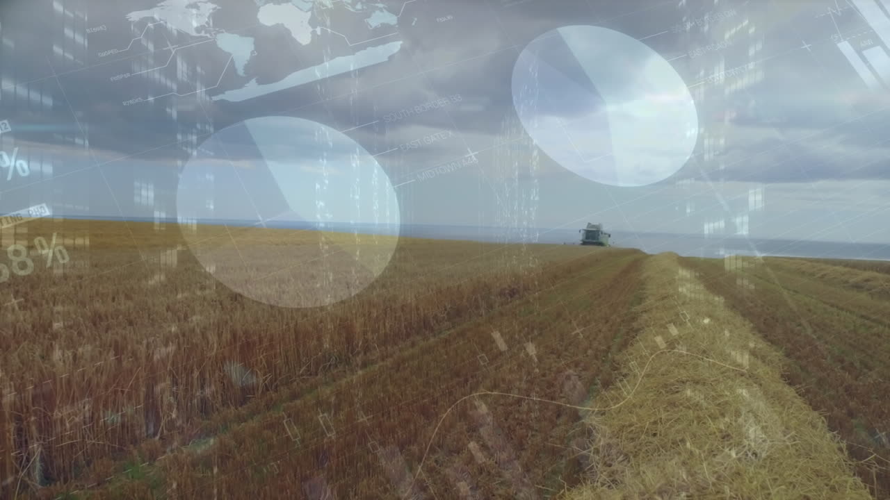 농장  ⁇ 에서 작동하는 트랙터에서 통계 데이터 처리의 애니메이션