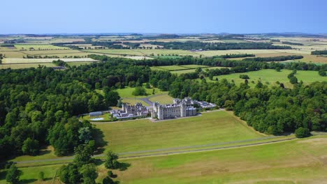 floors castle