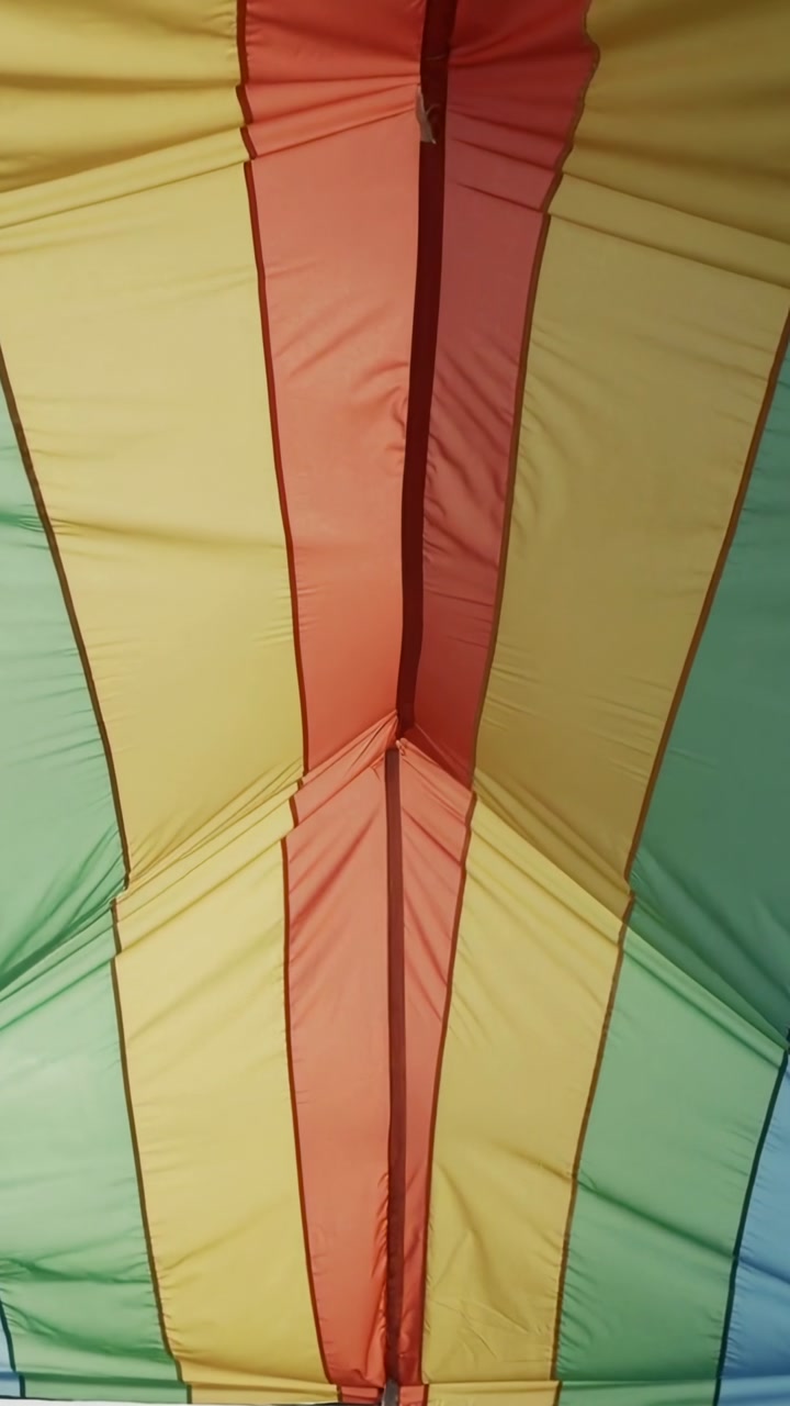 Vertical video: Large canopy showing seam tightening, crease smoothing, tension shifting for design