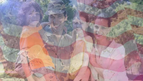 animación de un soldado con su familia sobre la bandera estadounidense