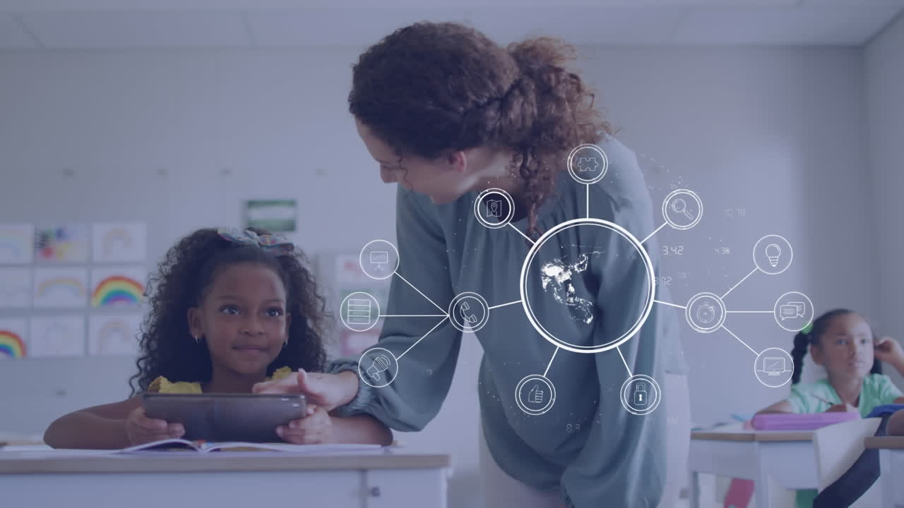 animación de la red global sobre feliz diversa maestra y alumna usando tableta en la clase